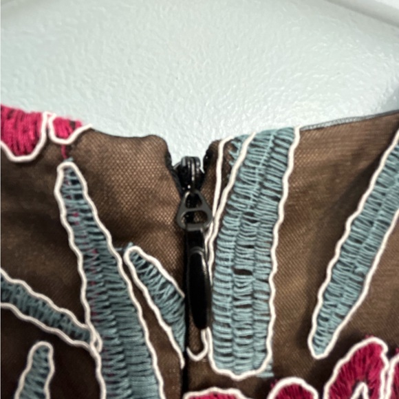 DRESS THE POPULATION dress - Picture 9 of 15